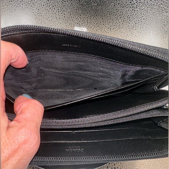 Authentic PRADA  Nylon Wallet PORTAFOGLIO IN TESSUTO. - Picture 9 of 15